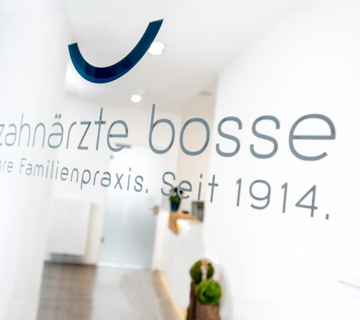 Logo und Corporate Design